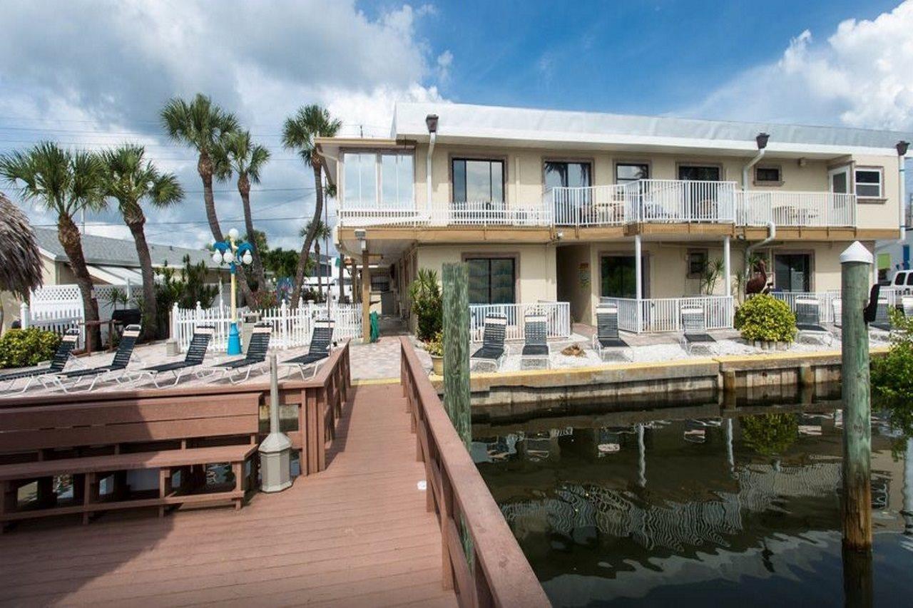 Bayview Plaza Waterfront Resort St. Pete Beach Exterior foto